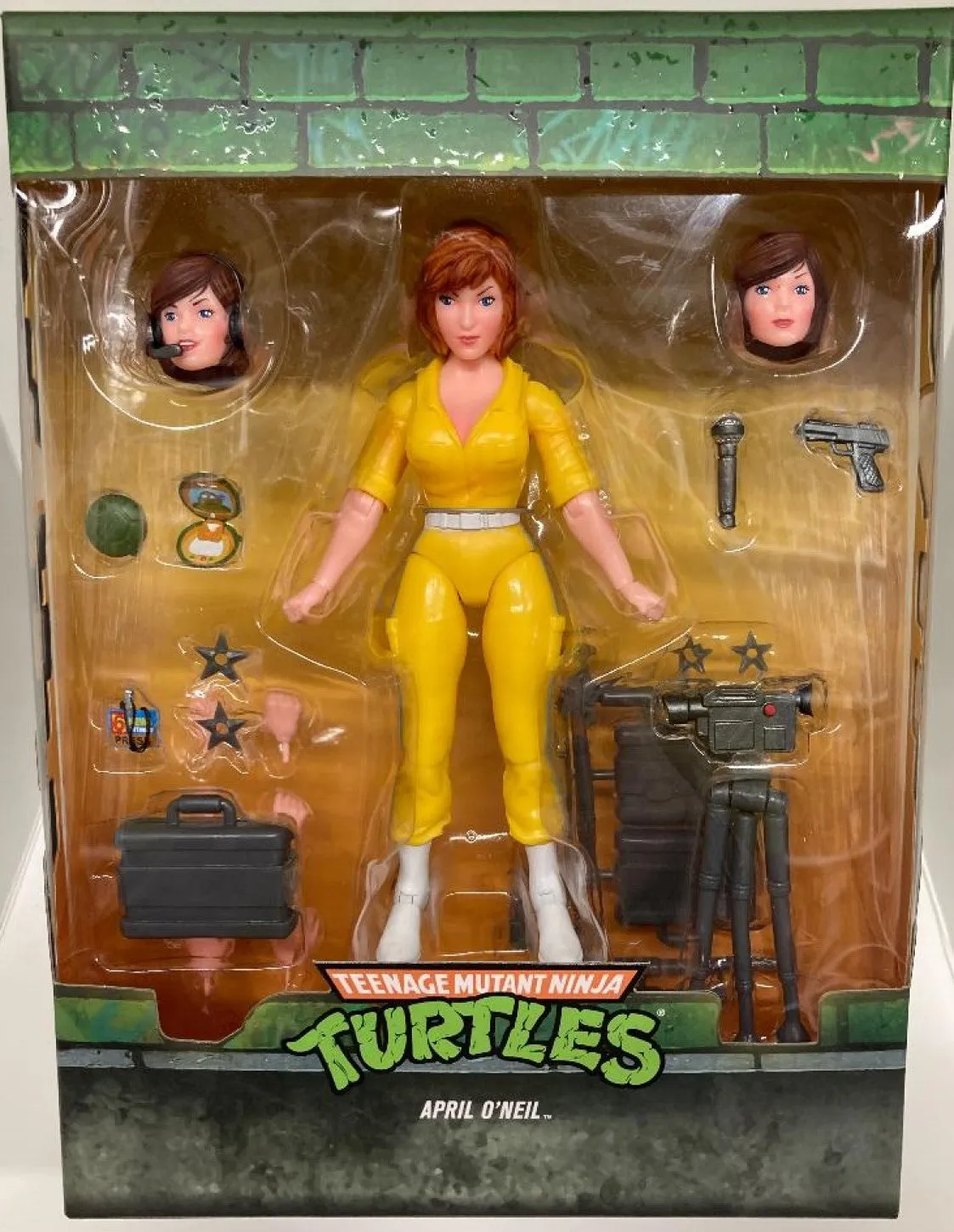 April O'neil: T.M.N.T Super Seven