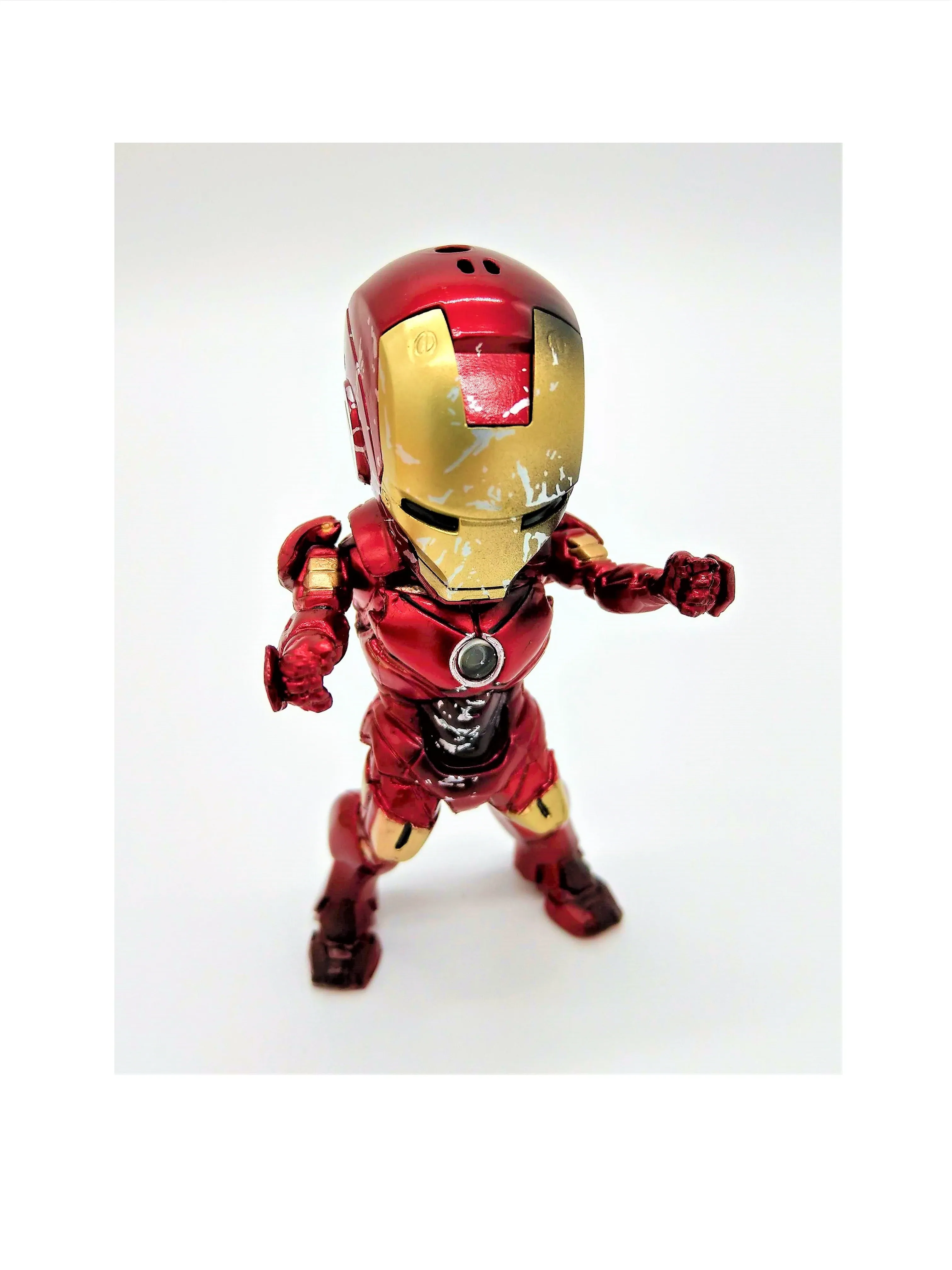 Battle Injured Iron Man from Avengers Endgame With LED eyes! (Batteries Included)