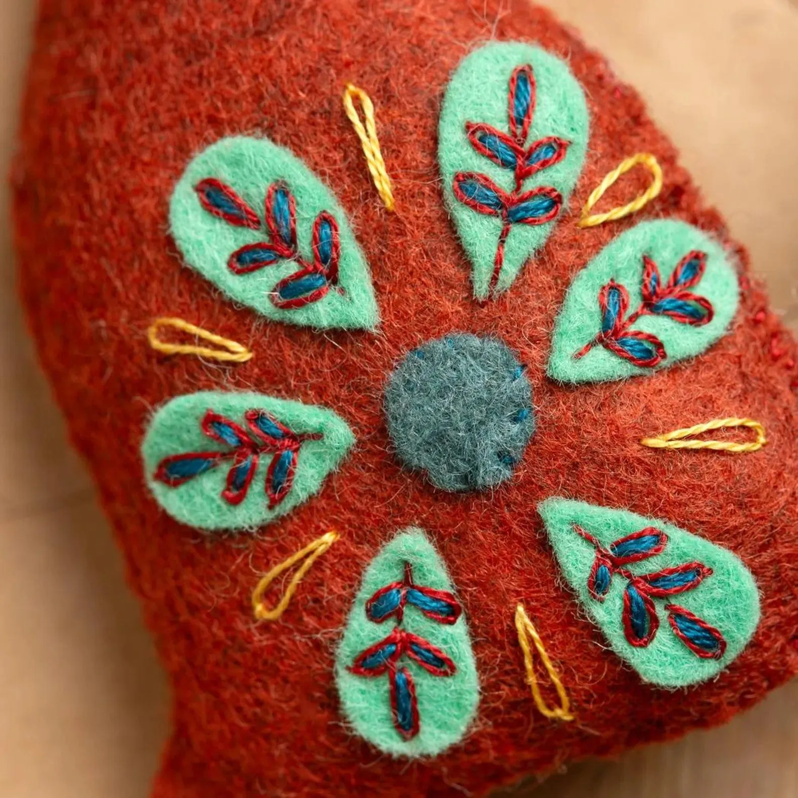 Folk Dog - Corinne Lapierre Embroidery Kit