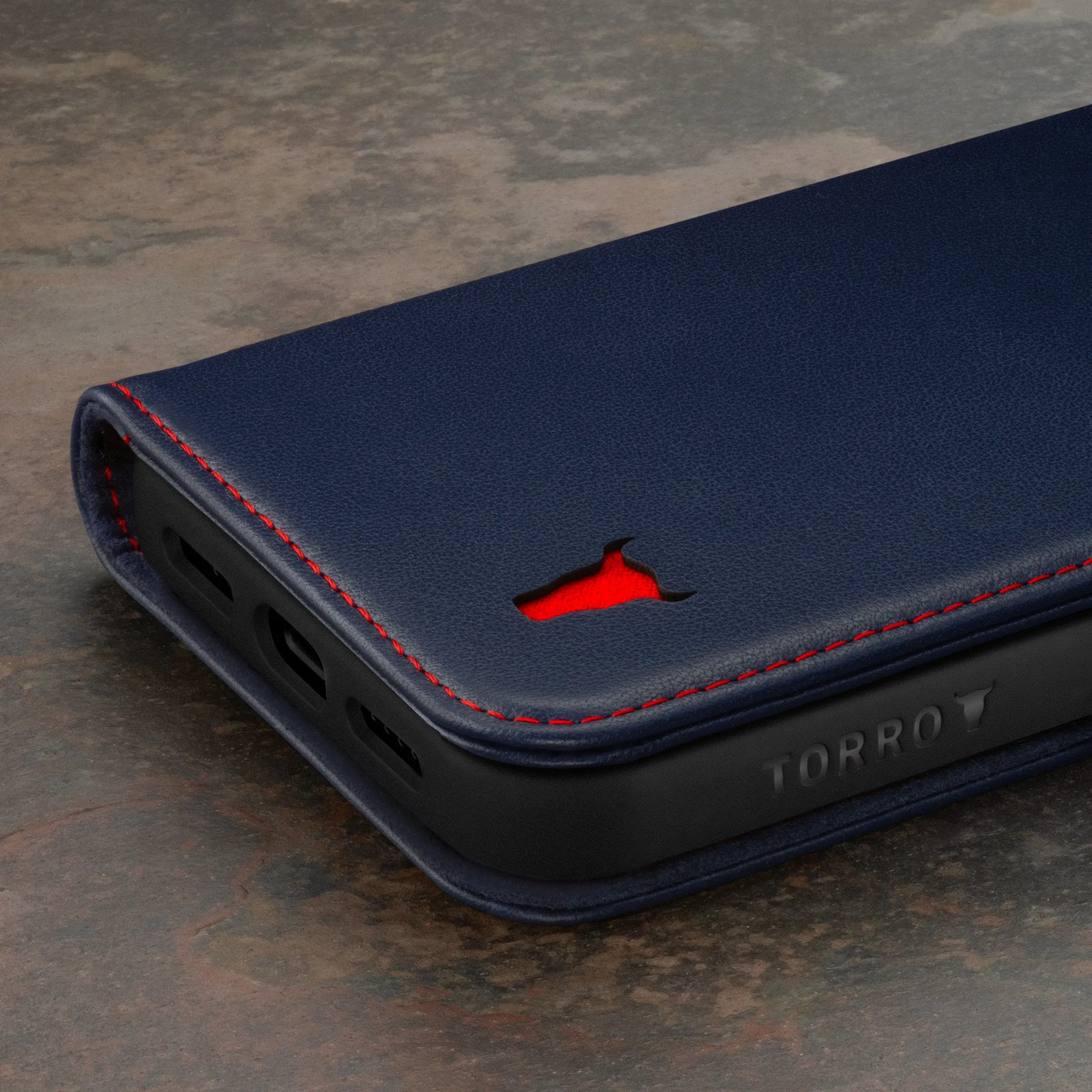 iPhone 15 Pro Leather Wallet Case v2.0 (MagSafe Charging)