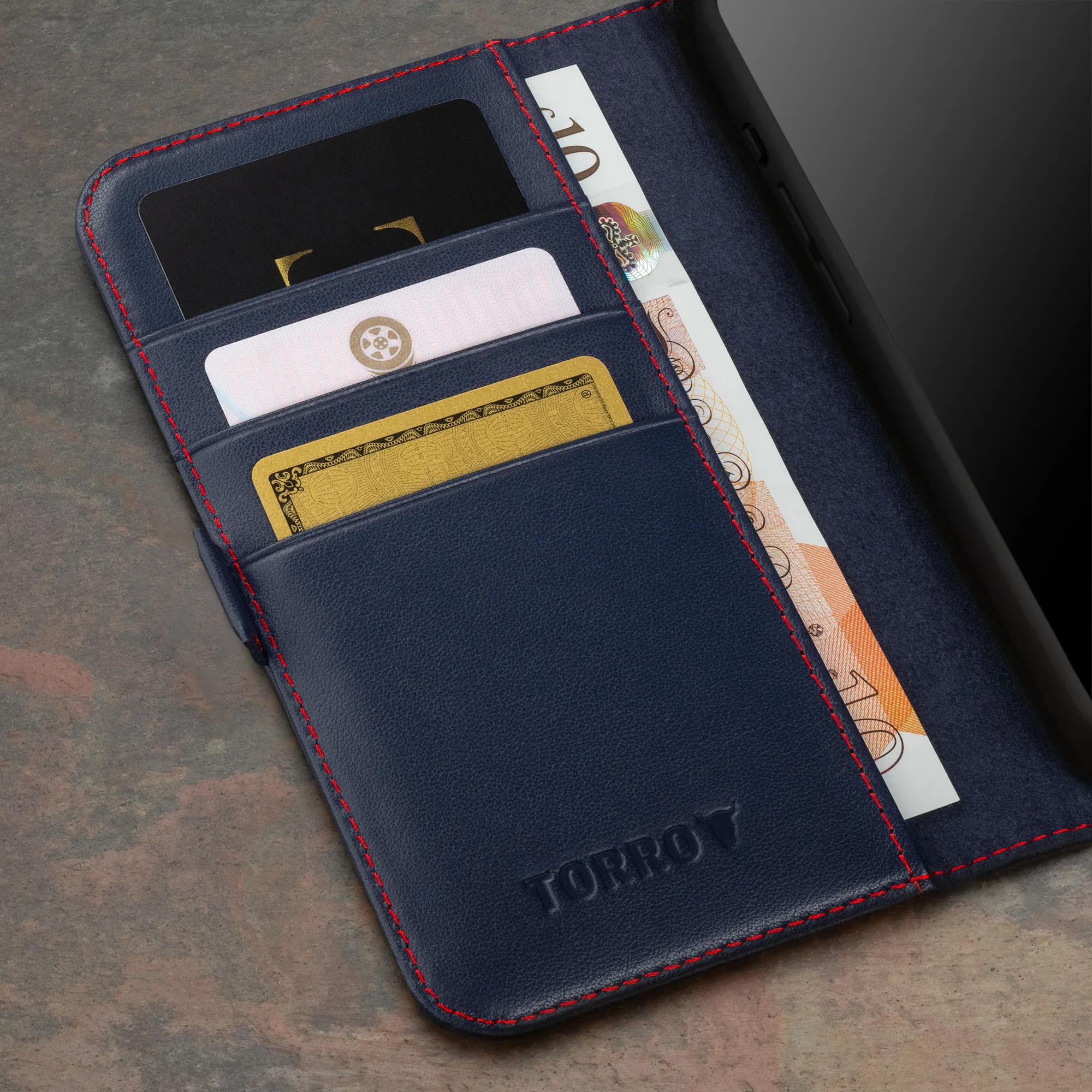 iPhone 15 Pro Leather Wallet Case v2.0 (MagSafe Charging)