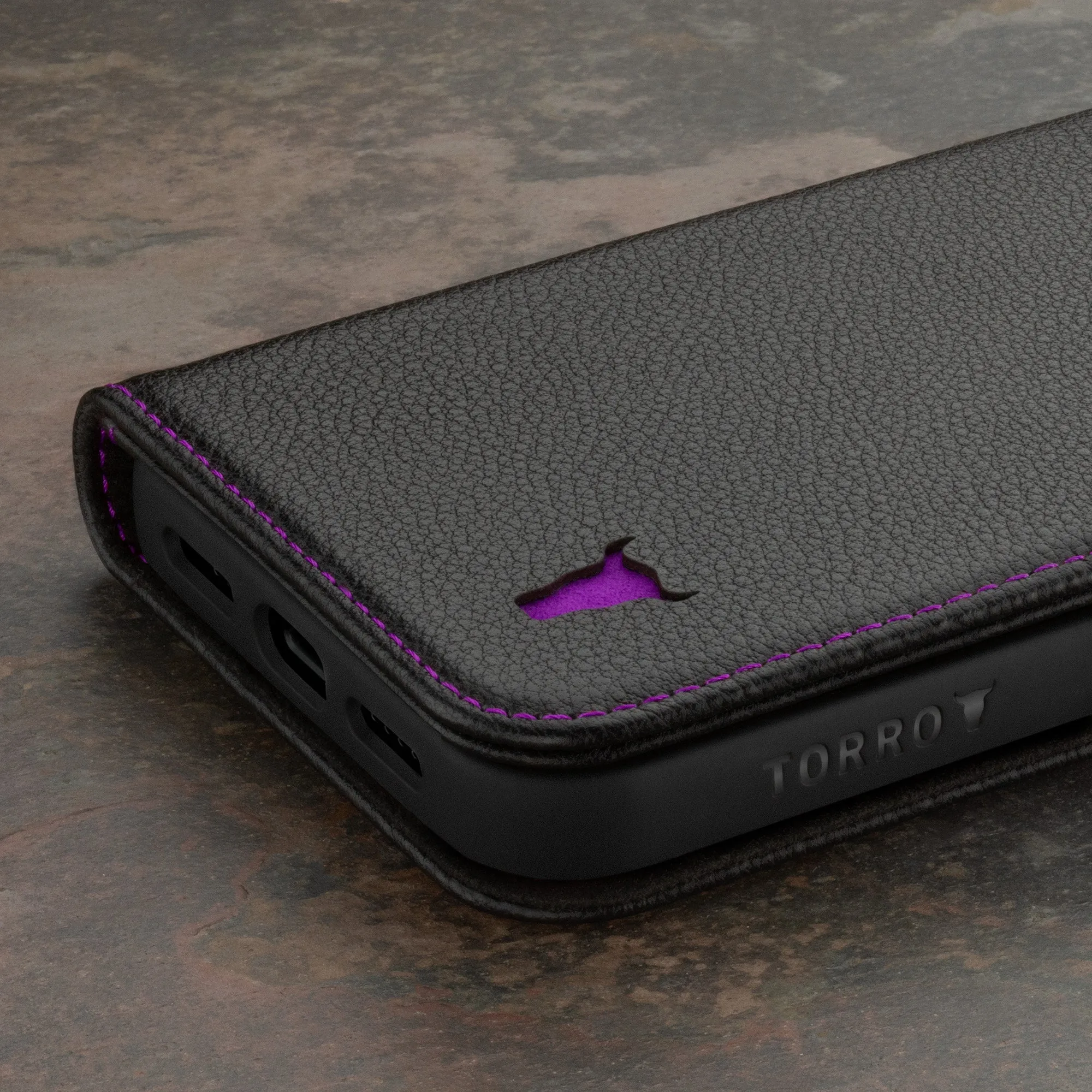 iPhone 15 Pro Leather Wallet Case v2.0 (MagSafe Charging)