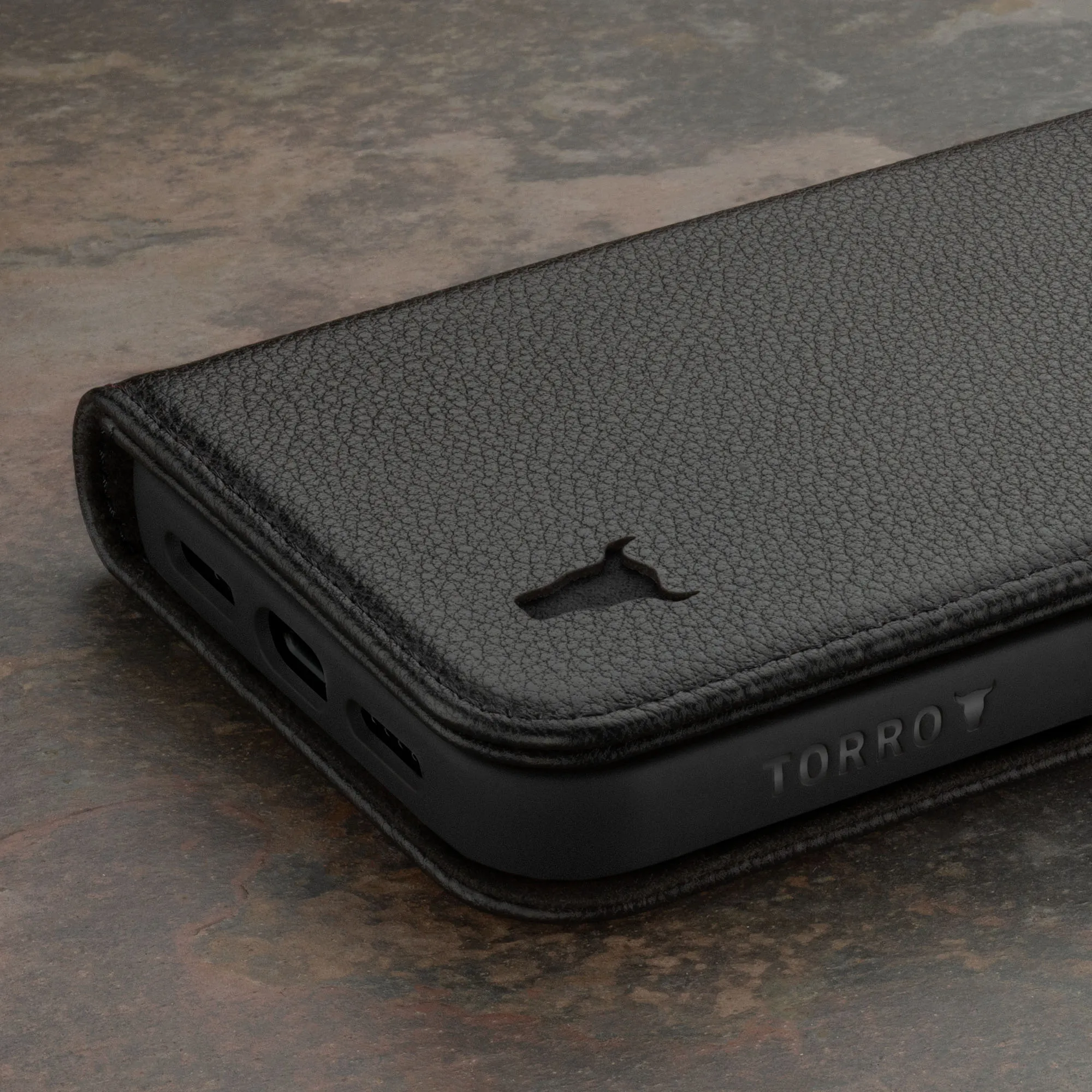 iPhone 15 Pro Leather Wallet Case v2.0 (MagSafe Charging)