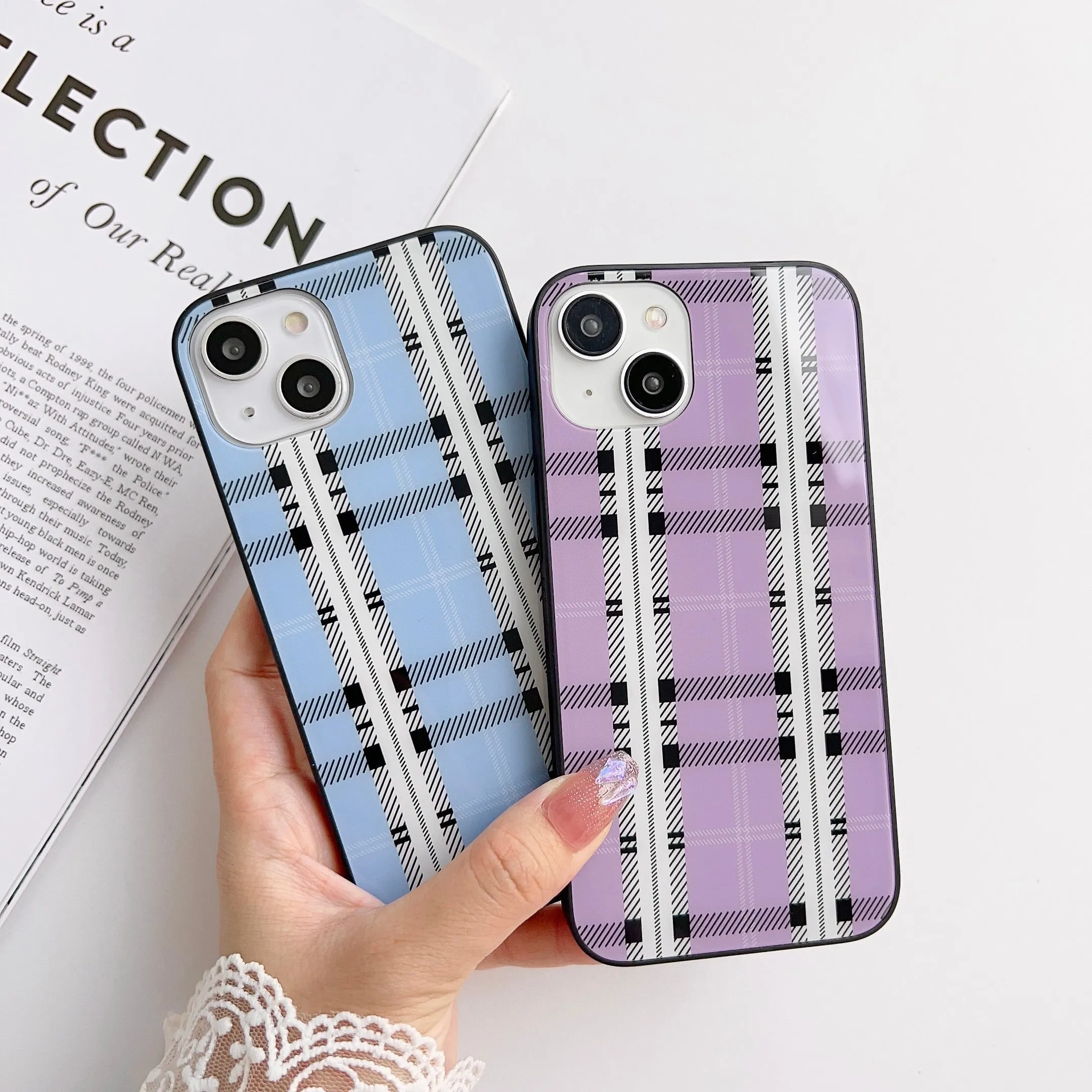 Plaids Design Glass Case